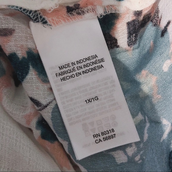 Lucky Brand Peasant Blouse Floral Keyhole Top Plus Size 1X NWT $99.00 - Picture 3 of 7